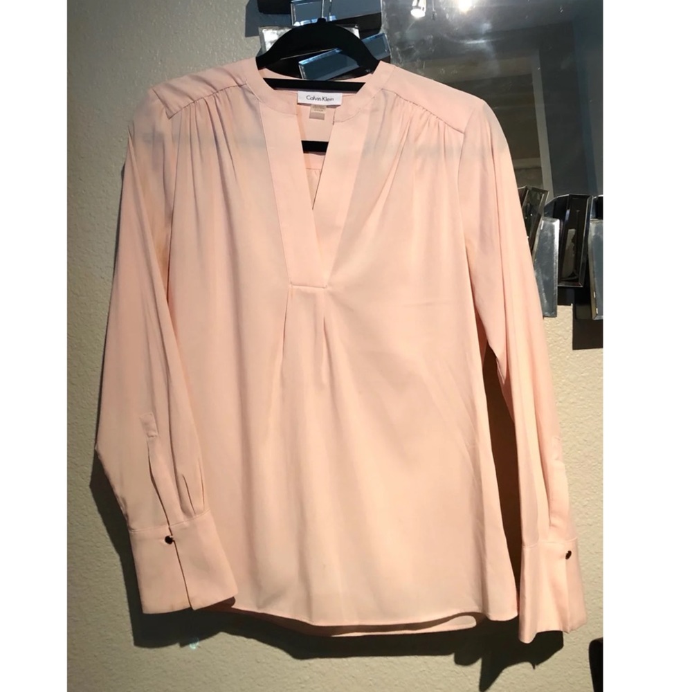Calvin klein blouse in blush pink (S 4-6)